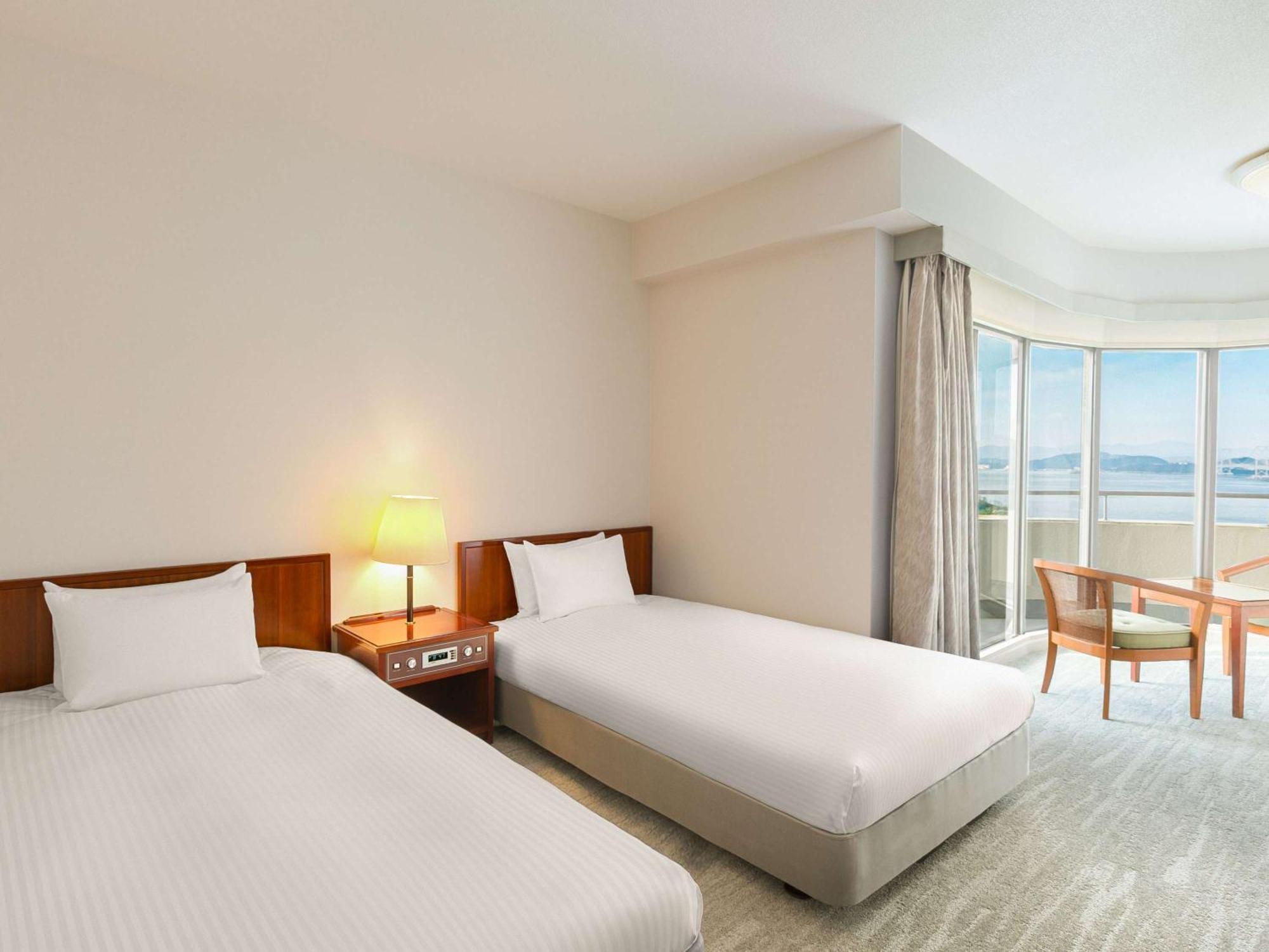 Grand Mercure Awaji Island Resort & Spa Minamiawaji Экстерьер фото